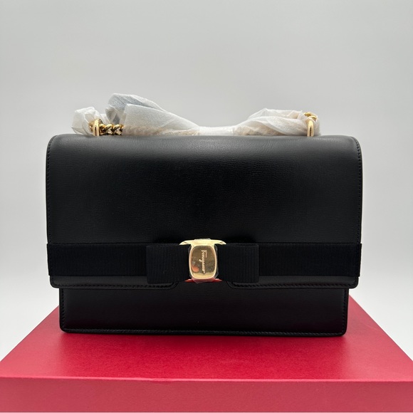 SALVATORE FERRAGAMO - VERA BOW CROSS-BODY BAG - Picture 2 of 16